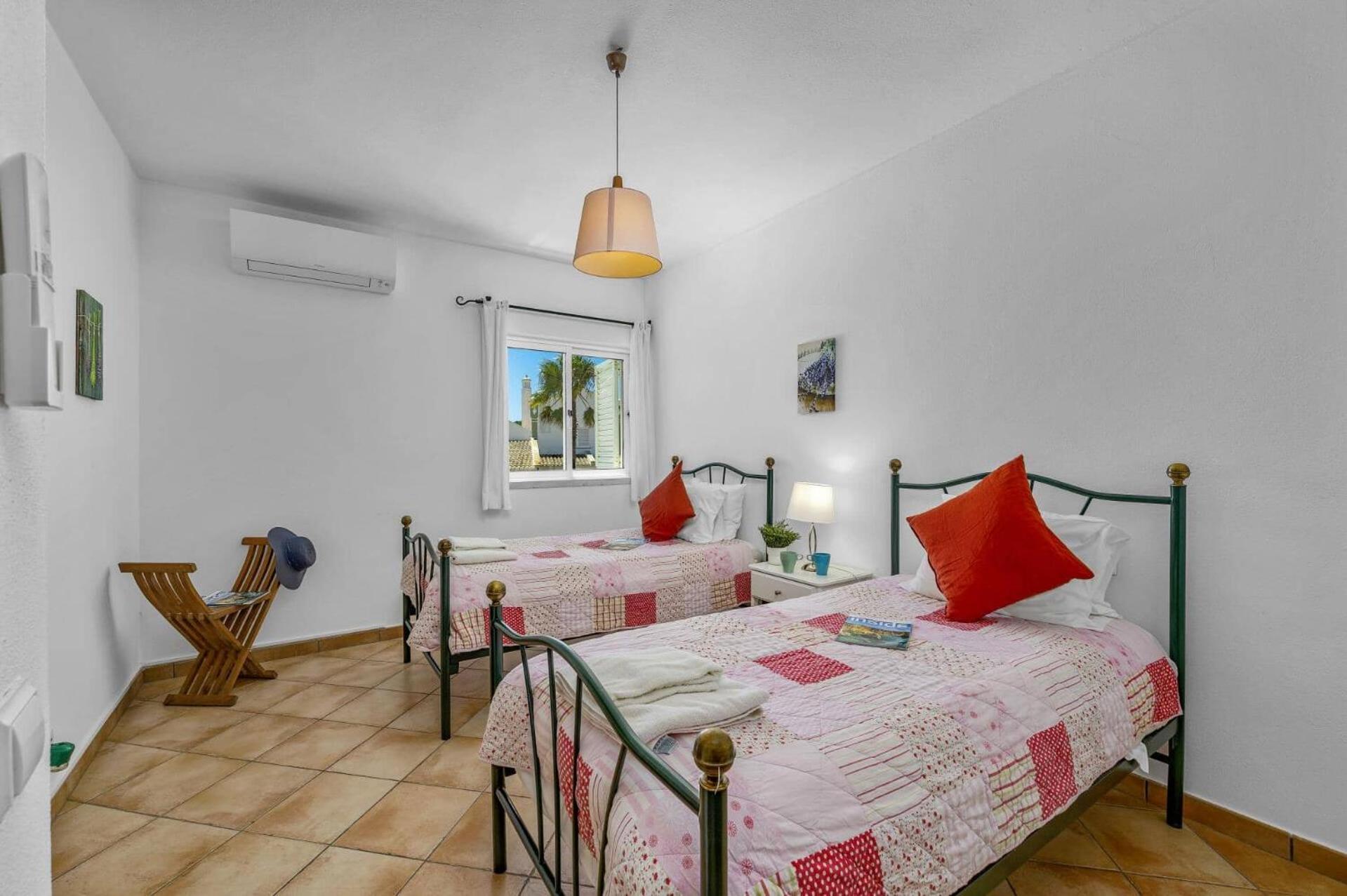 Villa Algarhb By
